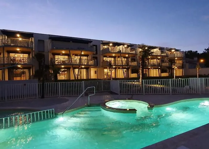 Luxe 2 Ch, Balcon, Plage, Piscine, Parking - Fr-1-194-230 Apartamento *